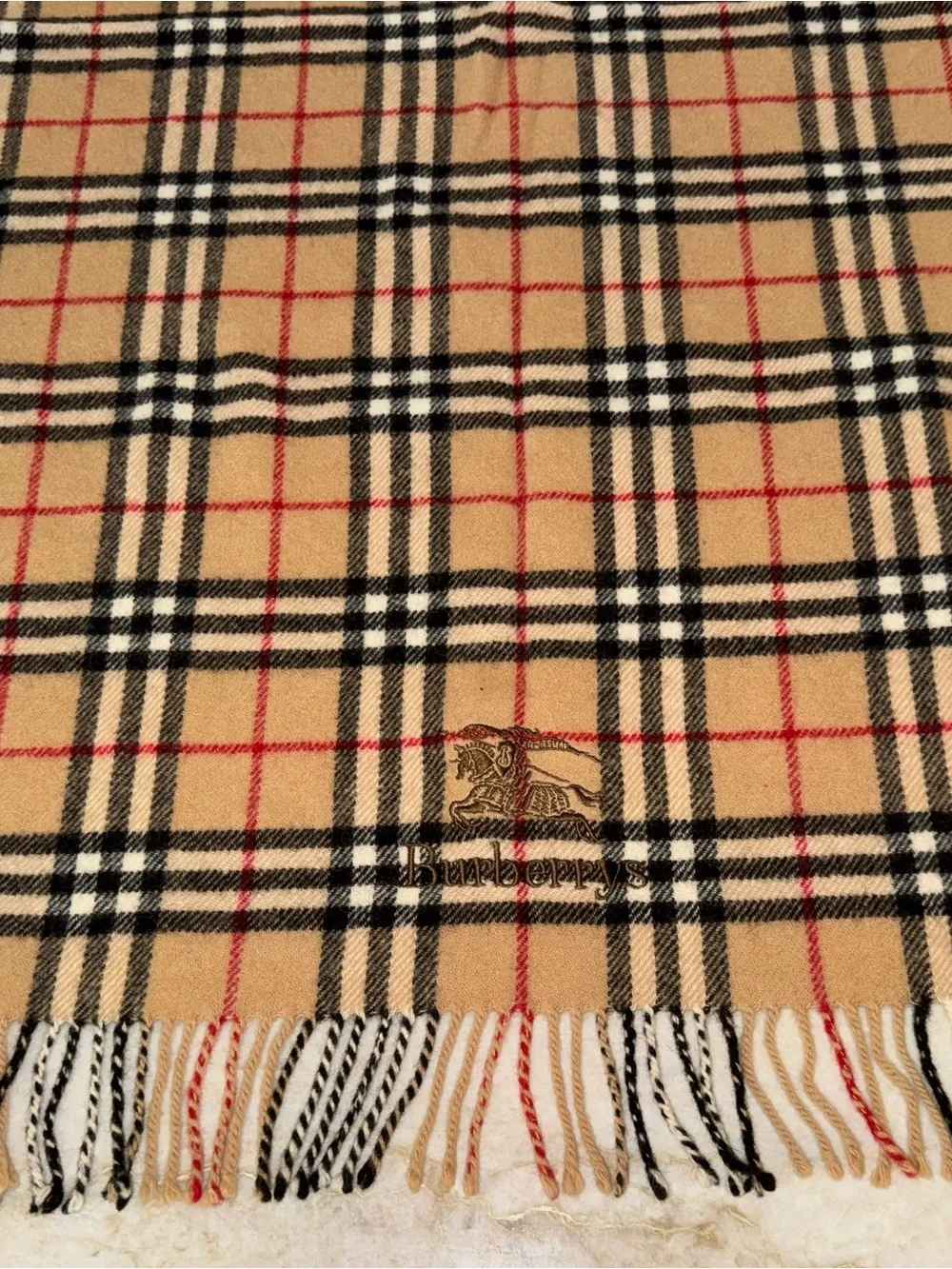 Classic Vintage Burberry Nova Check Wool Scarf with fringed edges